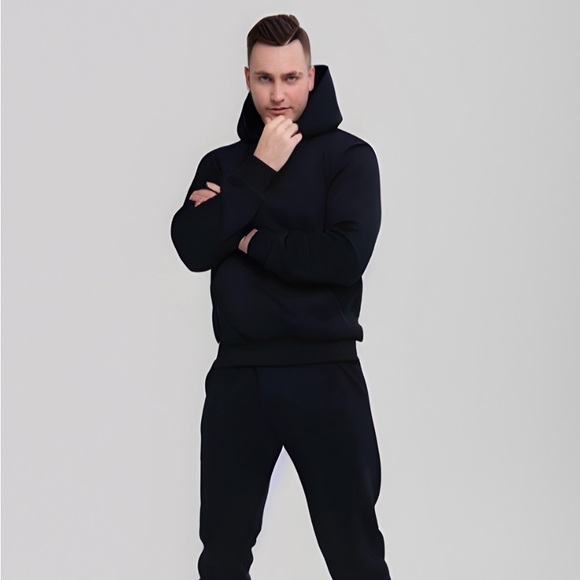 NEW Black winter hoodie & joggers set. Fleece model. ❄️ - Picture 1 of 4